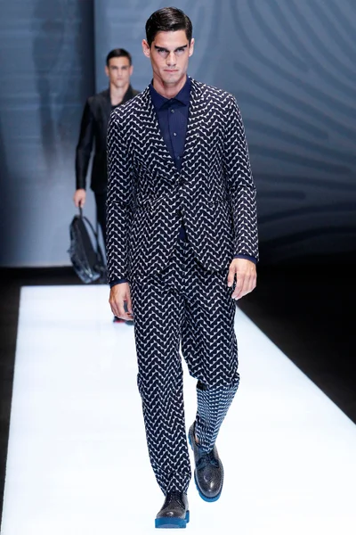 Look 6